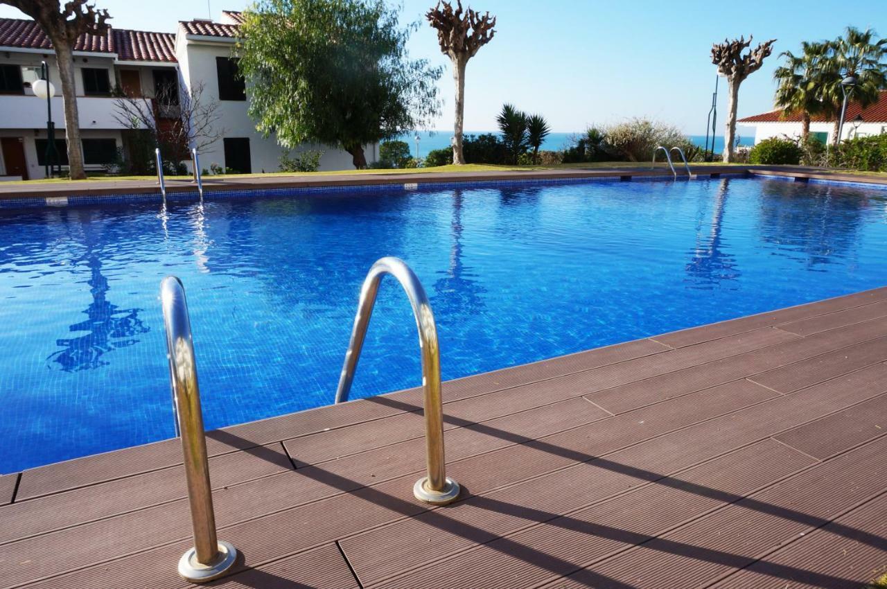 Апартаменти Cala Balmins Sea View Сіджас Екстер'єр фото